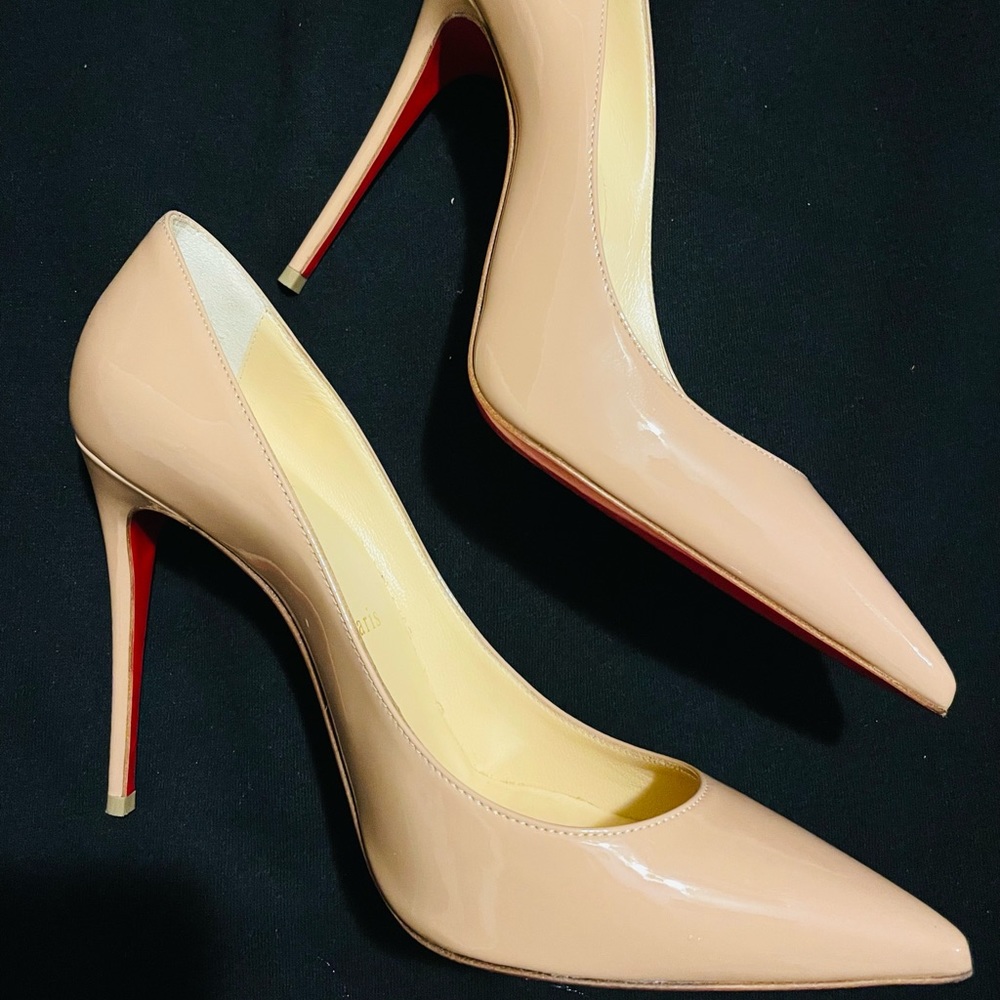 Christian Louboutin pumps -